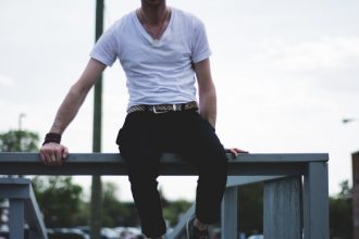 10 Tips When Buying Clothes For Your Man