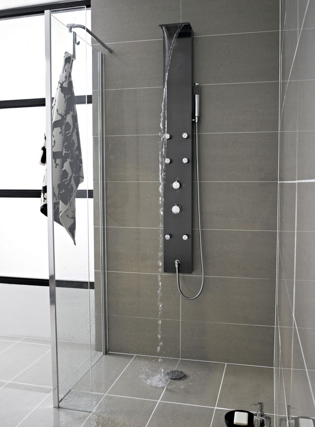 34 inch shower stall