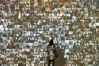 Selfies At Saachi Gallery