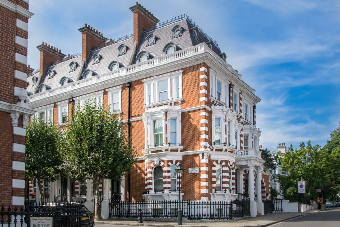 Living The Celebrity Life In Notting Hill
